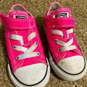 Toddler girl hot pink all star converse size 8. Velcro strap faux laces
